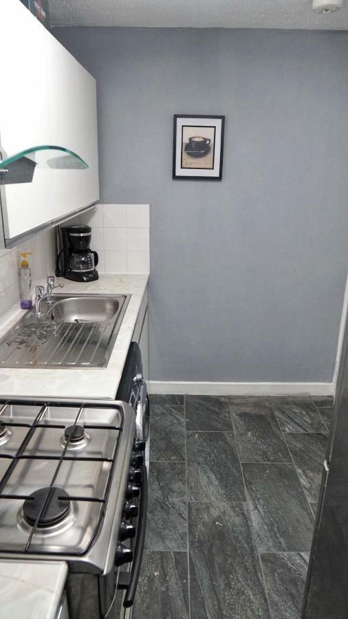 North London Apartment - Edmonton Zewnętrze zdjęcie